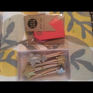 Set of 3 party items!